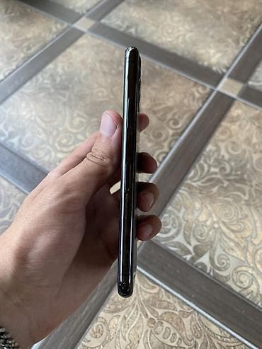 macbook pro 2.el: IPhone 11 Pro, 64 GB, Space Gray, Face ID — 6