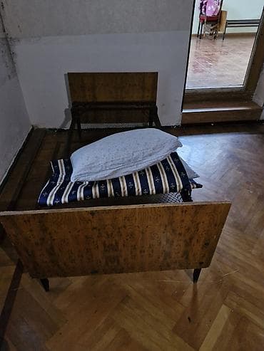 tek termo: Təknəfərlik çarpayı, Matrassız, Siyirməsiz — 4