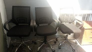 stular: Kreslolar,stollar,ofis mebeli.Mudur kreslosu.Tecili satılır 30 — 5