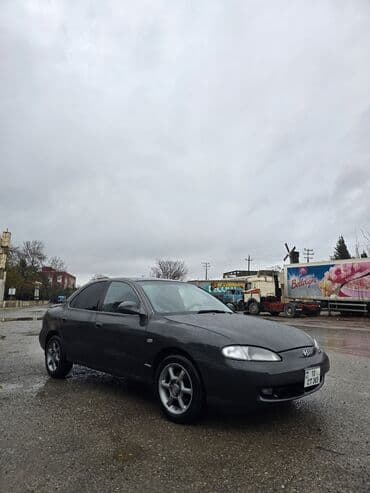 excel hyundai 1994: Hyundai Elantra: 1.6 l | 1996 il Sedan — 3