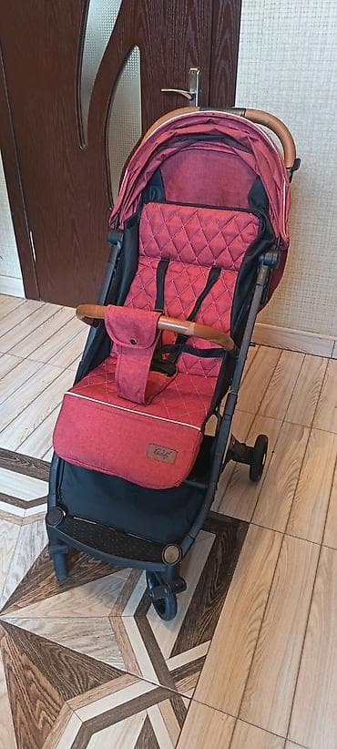 mamako qiymeti: Uwaq arabasi
Yaxsi veziyyetde. 
Qiymet 55azn, 
Unvan. 
Bine savxoz — 3