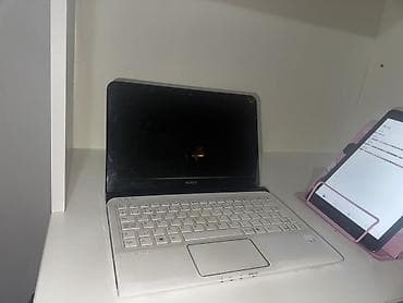 iphon 6: Sony VAIO noutbuk Sarj cihazı verilir Yaddaş:4 gb - Rəng: ağ qapaq — 3