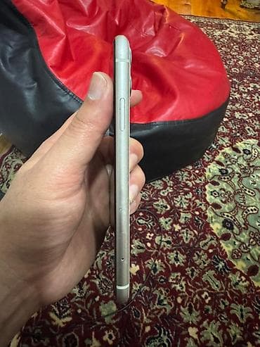 apple xr: IPhone 11, 64 GB, Ağ, Simsiz şarj, Face ID — 4