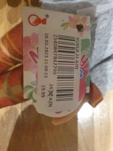 taxta maşın: Kukla 15 azn 3 dənə oyuncağın hər biri 8 manat Domino taxta 15 azn — 2