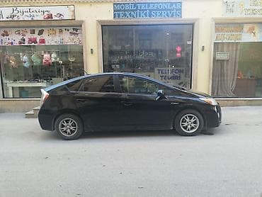 авто пульт: Toyota Prius: 1.8 л | 2011 г — 2