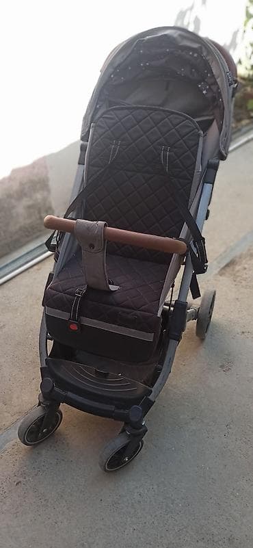 Uşaq arabası – yüngül və rahat şəhər tipli model Xüsusiyyətlər: - lalafo.az -da Uşaq arabası – yüngül və rahat şəhər tipli model Xüsusiyyətlər: -