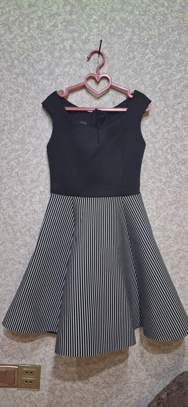 Evde elave yer tutur deye satılır hec bir deffekti yoxdur 1 defe