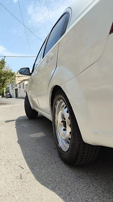 maşin manitor: Chevrolet Aveo: 1.5 l | 2017 il 160000 km Sedan — 3