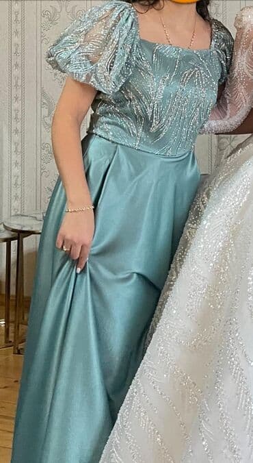 Digər qadın geyimləri: Şam və mərasim üçün zərif ziyafət geyimləri 1) Kobalt mavi maxi don - — 2