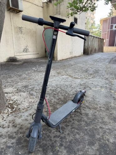 electron scuter: İşlənmiş Elektrik samokat 6", ≤ 250 Vt, 16 - 25 km/s, Ünvandan götürmə — 2