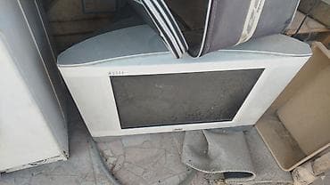 JVC katod-şüalı (CRT) televiziya - Brend: JVC (öndə “JVC” loqosu) - — 1