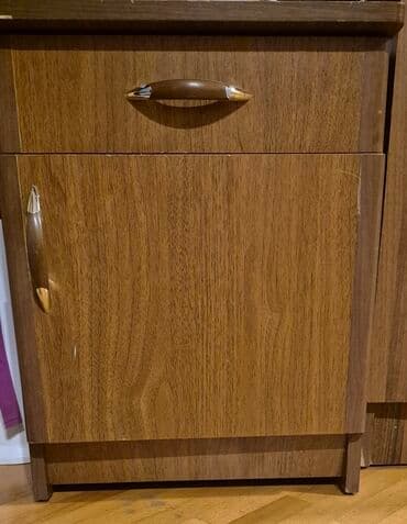 белая мебель в спальне: Односпальная кровать — 1