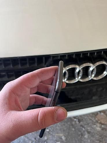 dolphin masaj aleti: IPhone 8, Qara, Barmaq izi — 7