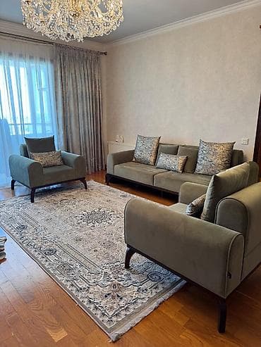 qedimi kreslo: Divan, 2 kreslo, Bazasız, Açılmayan — 1