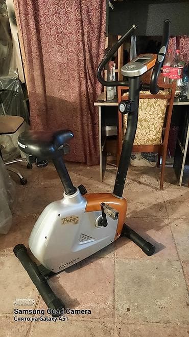 Velotrenajor Proteus V-4 modeli . Şekildeki trenajordur bir rejimde — 1