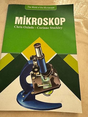 “Mikroskop” kitabı – Chris Oxlade və Corinne Stockley The World of the — 1