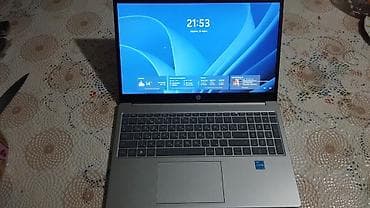 komputer notebook: HP noutbuk - Brend/model: HP (gümüşü/gri korpus, tam ölçülü — 2