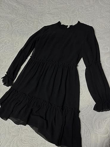 donlar 2025: Trendyoldan alinib. 2 defe geyinilib. Yenidir. 38 olcudur 36 olcuye de — 1