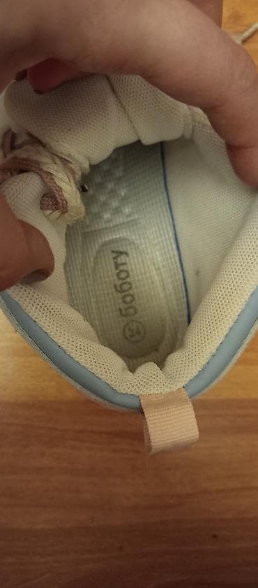 krassovkalar: Krossovkalar, Ölçü: 34, Qız üçün — 3