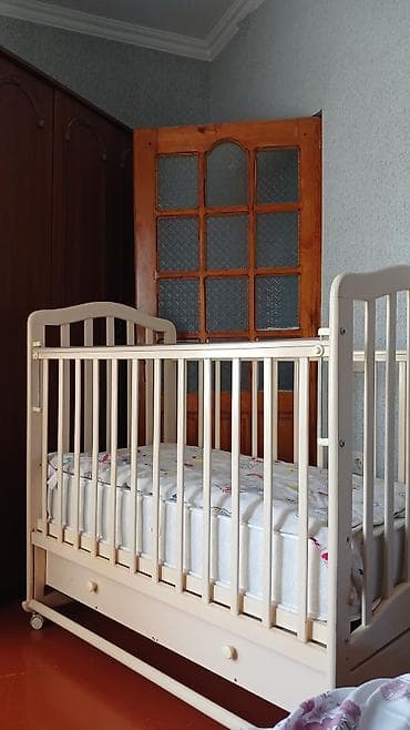 Oğlan və qız üçün, İşlənmiş, Dördbucaq, Beşik, Dəst ilə, Matras ilə, Yellənmə mexanizm ilə — 3