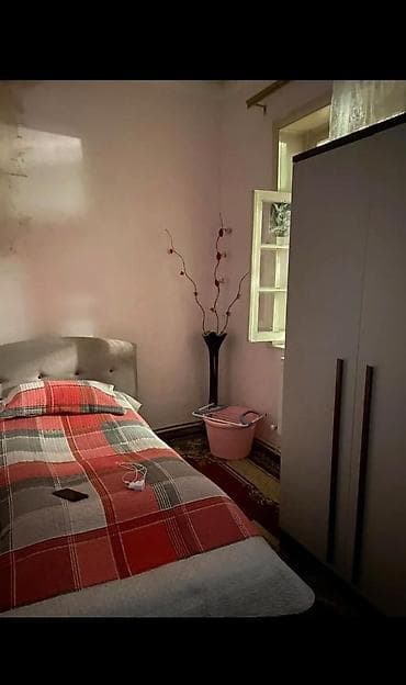 Həyət evləri və villaların satışı: Bineqedide 3 otagli heyet evi satilir 182 nomreli mektebe ve — 7