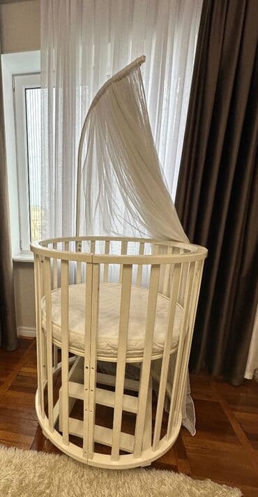 oğlan xoncası: Transformer uşaq beşiyi. yığılı halda 60x60sm, açıldıqda 120x60sm 2 — 4