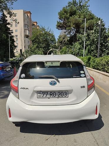 mini cooper kreditle: Toyota Aqua: 1.5 l | 2019 il Hetçbek — 4