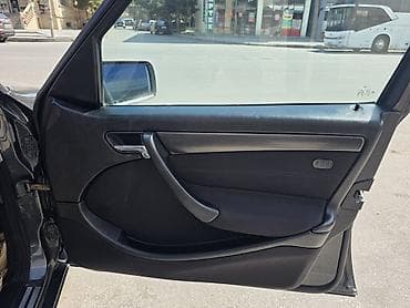 maşım: Salam maşın Aylə maşınıdır öz adimadir 1999.2000 model Elektiron — 4