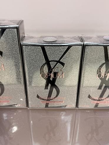 rəisin ətri: Yves Saint Laurent Black Opium Eau de Parfum Glitter Emporiumdan — 1