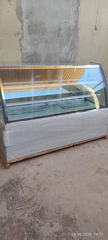 şirniyyat vitrin: Yenidir islenmiyib satilir 1) Soyuduculu vitrİN (şirniyyat/zakuska — 1