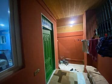 kirayə ev metro: Evin temire etiyacı yoxdur Beli paket krşa çornu polu var 7/8 daş — 10