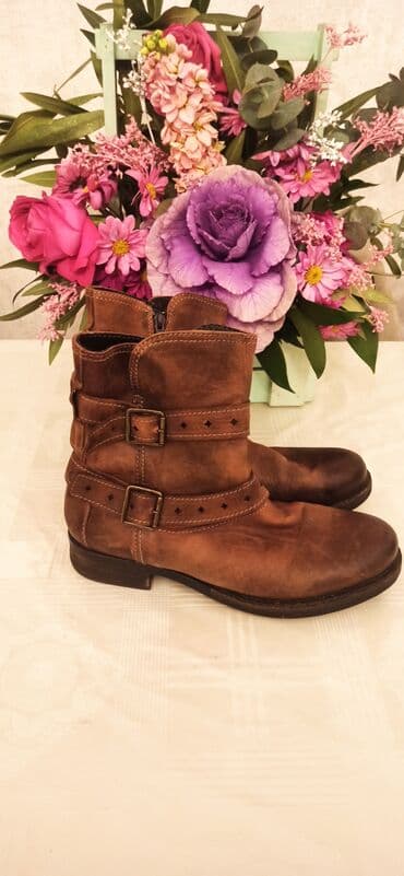 Ölçü: 40, İşlənmiş lalafo.az -da Ölçü: 40, İşlənmiş