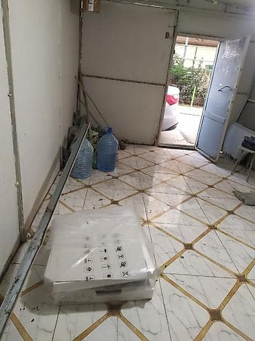 şeki: Metalkarkaslı qapısı olan kiçik anbar/qaraj otağı - Təyinat: anbar — 2