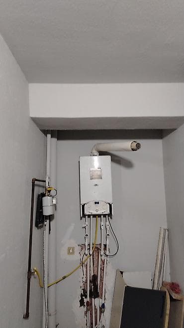 memar ecemi kiraye: 1 otaqlı mənzil – mebel və məişət texnikası ilə - Mətbəx: qara mərmər — 4