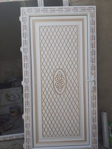 islenmis plastik qapi pencere: Plastik Naxışlı Hamam Qapıları 350 man Plastik aluminium qapı — 12