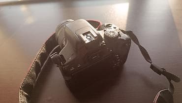 16 e: Canon EOS 750D DSLR fotoaparat + 18-55mm IS STM obyektiv - 24.2 MP — 2