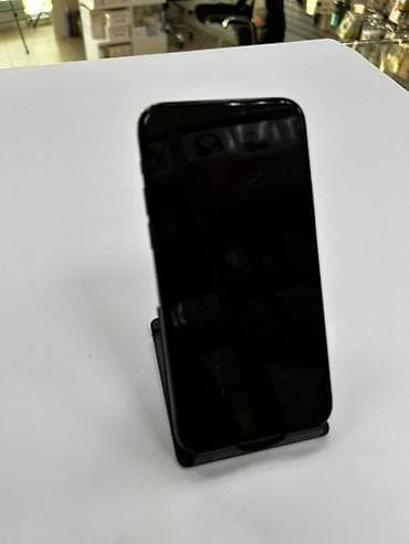 ön kamera: IPhone 11 Pro, Space Gray — 3