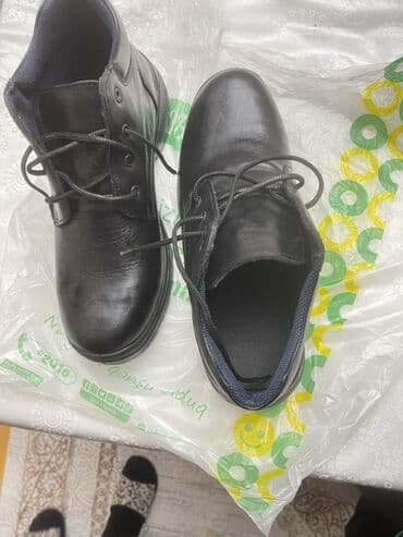 Səndəl və şəp-şüplər: Məhsul: Qara kişi ayaqqabısı (yarımboqda/boot) - Material: hamar qara — 6