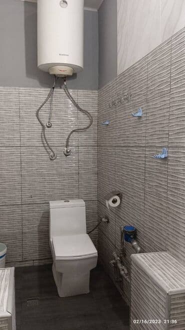 bakı gunluk evler: Binəqədi rayonu,6-cı mkr,5 mərtəbəli binanın,1-ci mərtəbəsində, 2 — 4