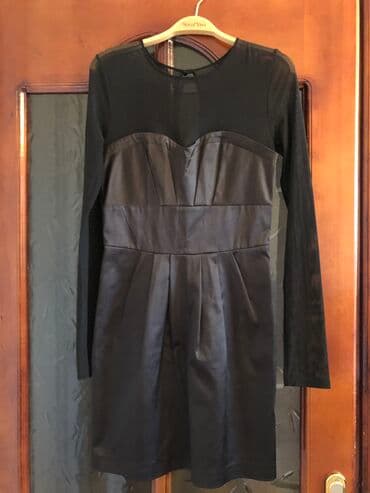 Şəxsi əşyalar: Əyində duruşu 👍🏻👍🏻 S ölçü qara ziyafət donu.Son qiymət cəmi — 1