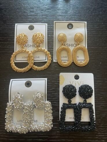 tek qas qizil sirqalar: Dörd cüt dəbli sırğa dəsti. Qızılı, gümüşü və qara rənglərdə, hər biri — 1