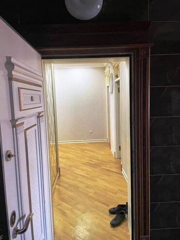 yasamalda satilan bina evleri: 1-ci mikrorayon, 4 otaqlı, Yeni tikili, m. İnşaatçılar, 181 kv. m — 25