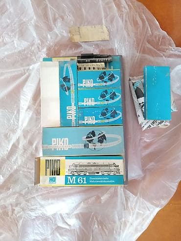 maket: PIKO HO miqyasında modellər toplusu. ALMANİYA istehsalıdır. JUNİOR — 3