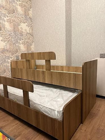 Oğlan və qız üçün, Yeni, Çarpayı, Matras ilə, Siyirməsiz, Laminat