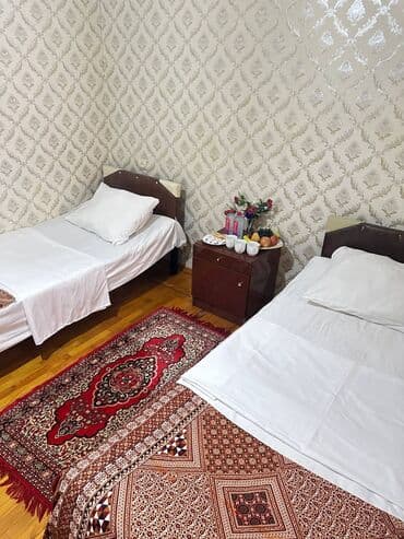 lenkeran ayliq kiraye evler: 📍 Ünvan: İçərişəhər metrosunun qarşısı, Filarmoniya bağı ilə üzbəüz 🚇 — 5