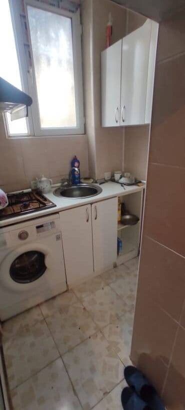 купить однокомнатную квартиру в баку: Баку, 1 комната, Вторичка, м. Нефтчиляр, 37 м² — 10