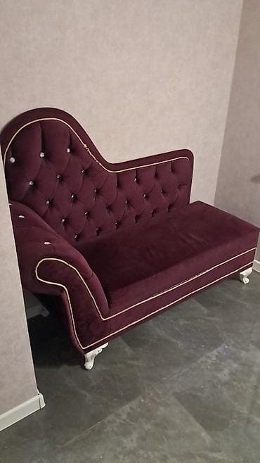Bordo rəngli zərif salon mebelləri dəsti - Material: yumşaq məxmər