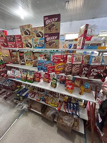 meyvə vitrin: Hamısı birlikde 500 azn. Real alıcıya endirim olunacaq. Ünvan : Bakı — 2