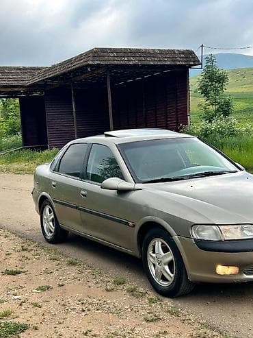 cin ehtiyat hisseleri: Opel Vectra: 2 l | 1998 il 250000 km Sedan — 2