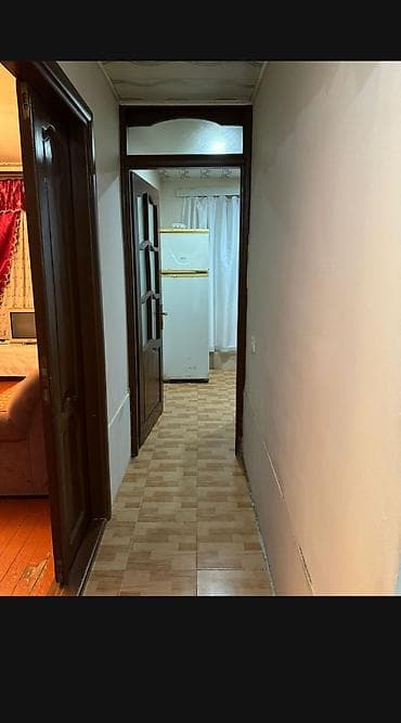 genclikde kiraye evler: Sumqayıt şəhəri 4 cü mikrayon 1 otaqlı bağçanın yanı. Vasitəçi haqqı — 3